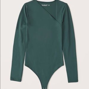 NWT Abercrombie Asymmetrical Cutout Bodysuit M